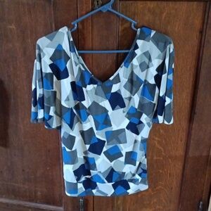 New York & Company Blue and Gray Patterned Top